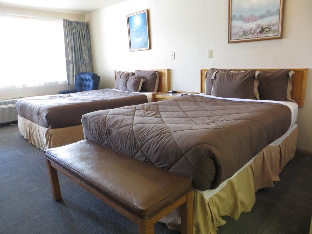 Motel Jailhouse And Casino 3*
