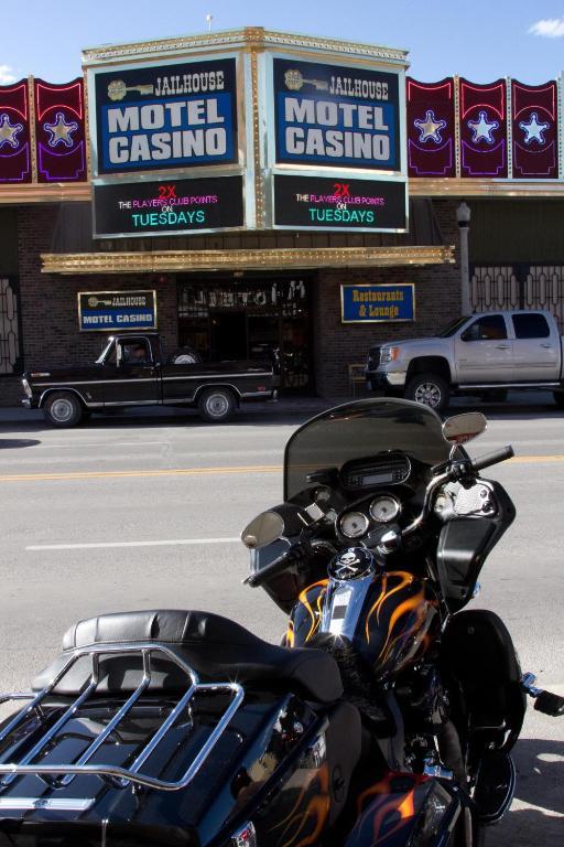 Jailhouse And Casino 3*